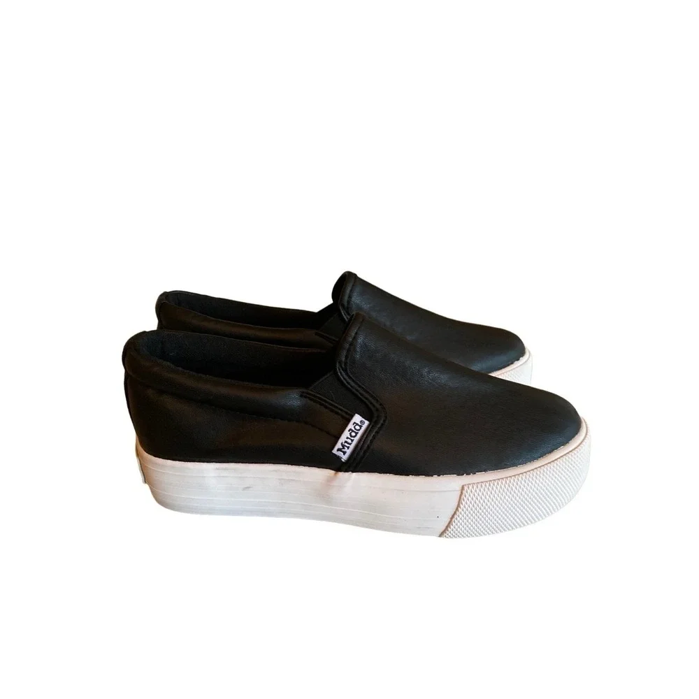 NWOB Mudd Big Kid Size 3‎ Black Beyley Slip One Casual Loafer